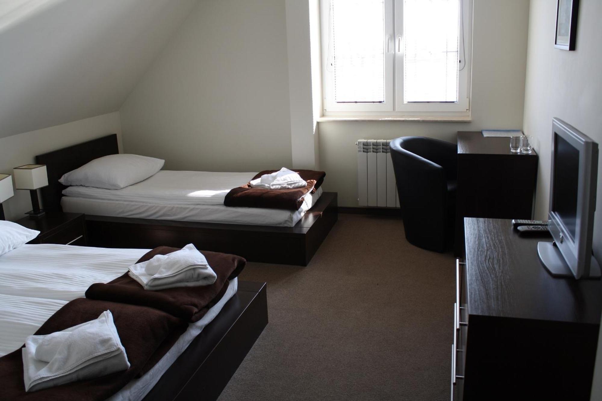 Marina Gorklo - Zurawi Kat Hotel Værelse billede